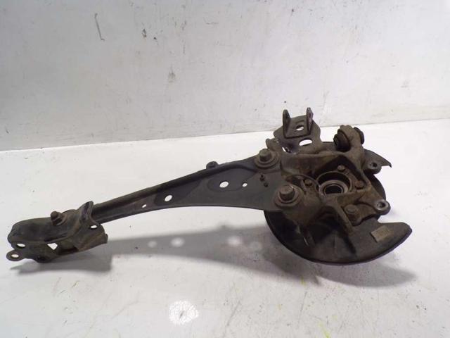 4230542020 TOYOTA Mangueta trasera izquierda  disponible Ourense