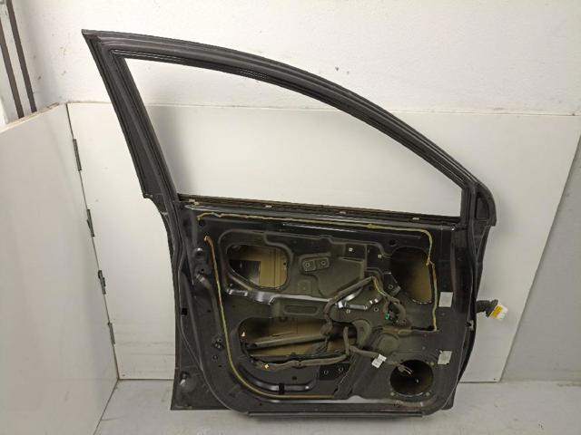 GM 42352069 Puerta delantera izquierda  en stock Terrassa