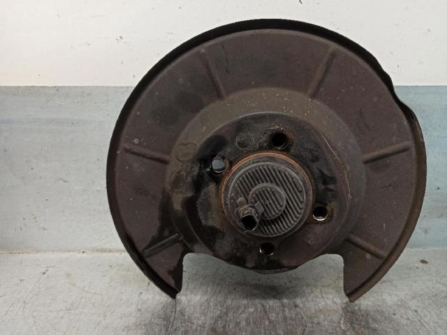 Buje de rueda 4245002120 TOYOTA