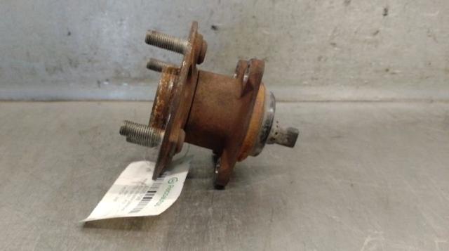 Cubo de rueda, Eje trasero 424500D111 TOYOTA