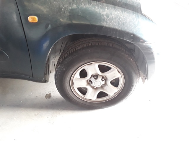 4261142110 Toyota