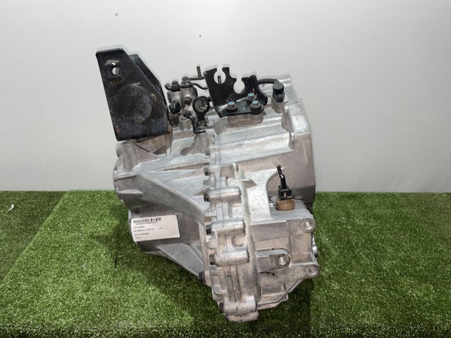 4300038050 HYUNDAI Caja de cambios manual completa  disponible Ourense