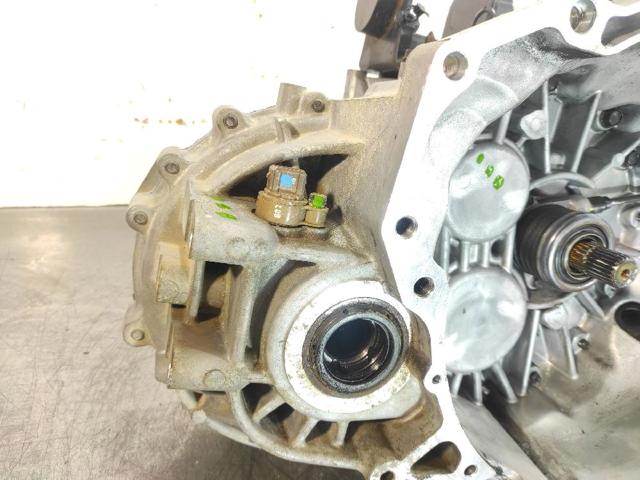 HYUNDAI 4300038050 Caja de cambios manual completa  disponible España