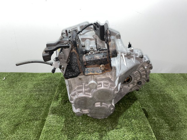 4300038050 HYUNDAI Caja de cambios manual completa  comprar en Jaén