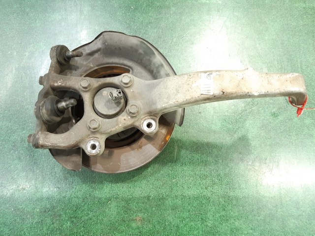TOYOTA 4320153010 Mangueta delantera derecha  en stock Valencia