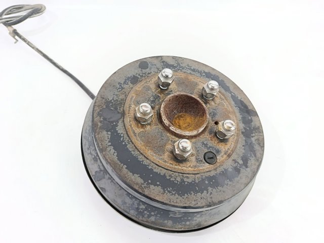 Buje de rueda 432021KA0A NISSAN