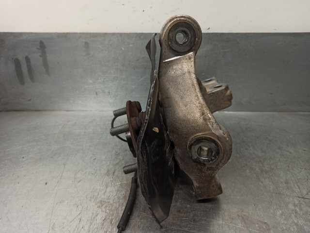 4320247030 TOYOTA Mangueta delantera izquierda  disponible Vigo