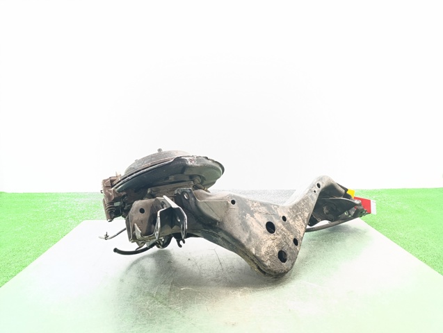 NISSAN 43202JG21A Cubo trasero  disponible Lugo