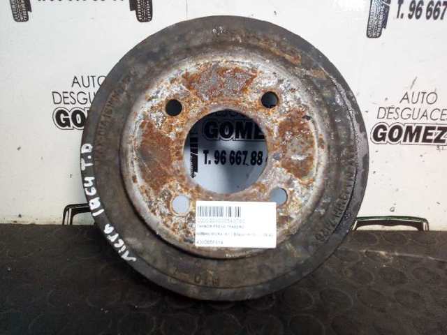 Tambor de freno trasero 432065F014 NISSAN
