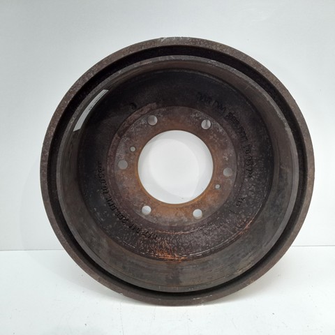Tambor de freno trasero 43206VM30B NISSAN