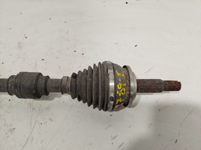 Semieje delantero izquierdo 4342047030 TOYOTA