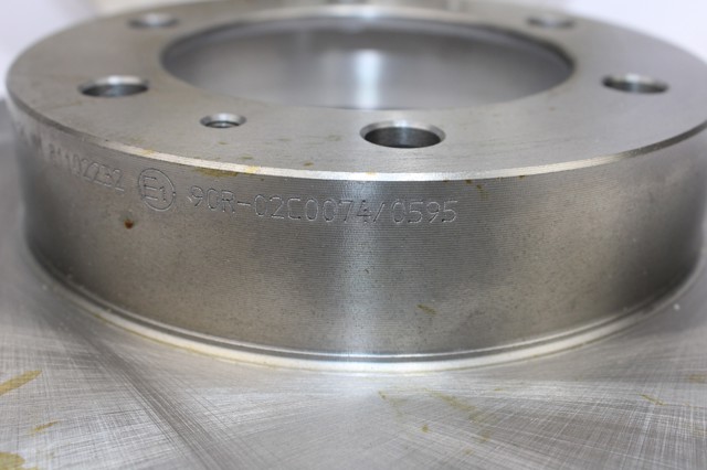 Freno de disco delantero Toyota Hilux GUN12, GUN13