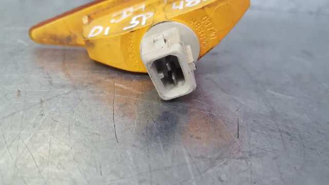 4364357 Luz intermitente de guardabarros  en stock Sabadell