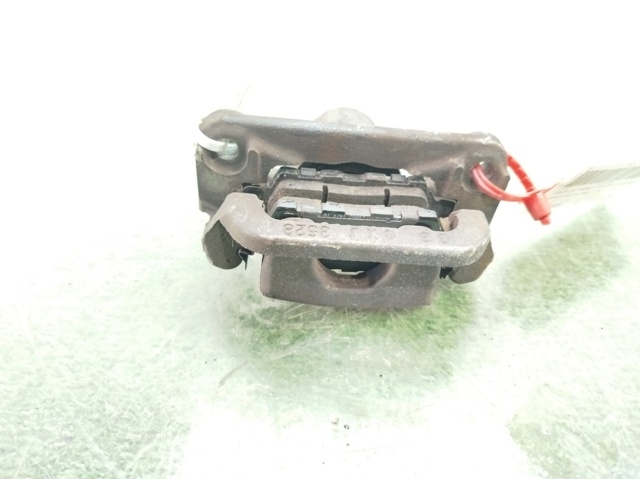 440011KD0A Pinza de freno trasera derecha  en stock Castellón