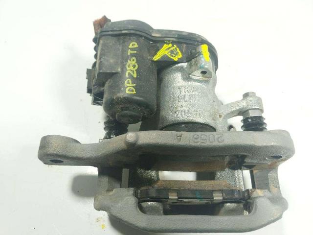 440013NK0A Pinza de freno trasera derecha comprar Sevilla