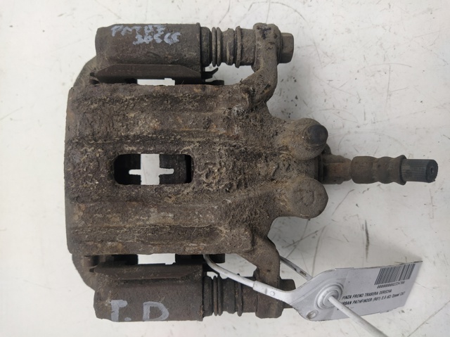 Pinza de freno trasera derecha 44001EB30A NISSAN