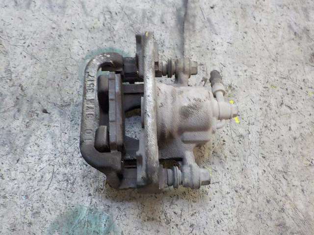44001EM11A Pinza de freno trasera derecha comprar Girona