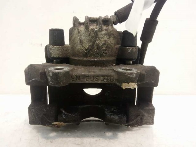 4400V8 Pinza de freno delantera derecha  disponible Utrera
