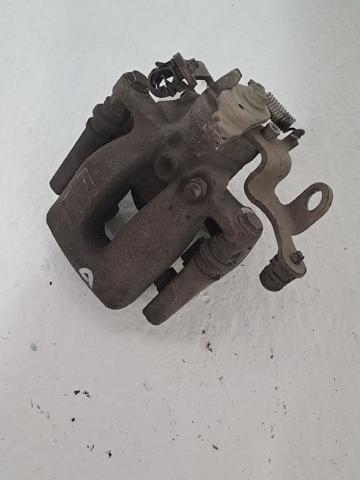 4400V8 Pinza de freno delantera derecha  en stock Granada