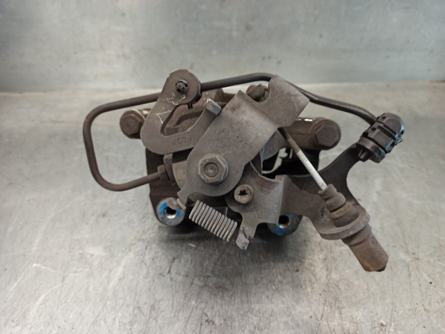 4401Q2 Pinza de freno trasera izquierda  en stock Sabadell