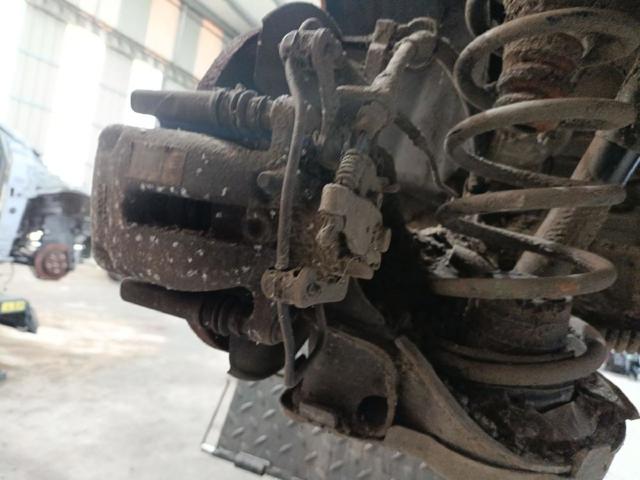 PEUGEOT 4402F5 Pinza de freno trasera izquierda  disponible Valladolid