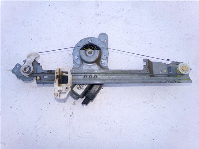 440726J4 Motor del elevalunas de la puerta delantera derecha  disponible Utrera