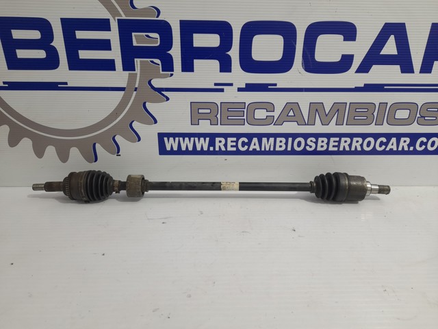 Árbol de transmisión delantero derecho 4410162J00 Suzuki