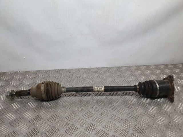 Semieje trasero izquierdo 4410679J00 SUZUKI
