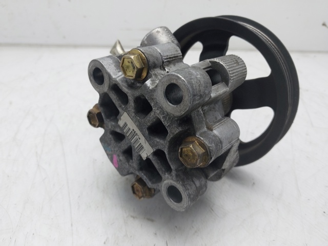 4431005100 TOYOTA Bomba de dirección comprar Bilbao