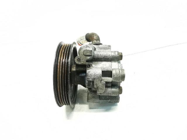 4431005100 TOYOTA Bomba de dirección  en stock Córdoba