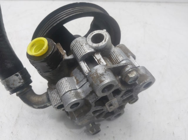 4431005100 TOYOTA Bomba de dirección asistida  disponible Alicante