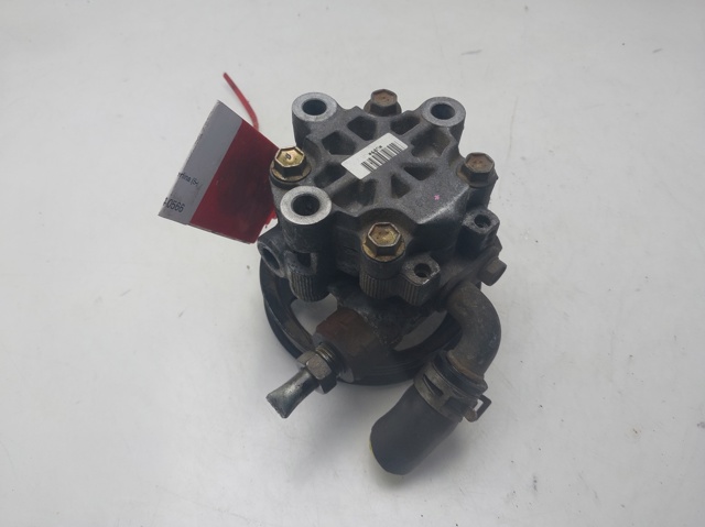 TOYOTA 4431005100 Bomba de dirección  en stock Valencia