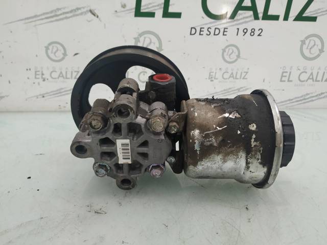 TOYOTA 4431005120 Bomba de dirección  en stock Salamanca