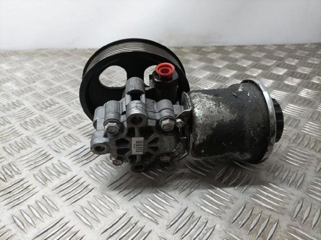 TOYOTA 4431005120 Bomba de dirección asistida  comprar en Ponferrada