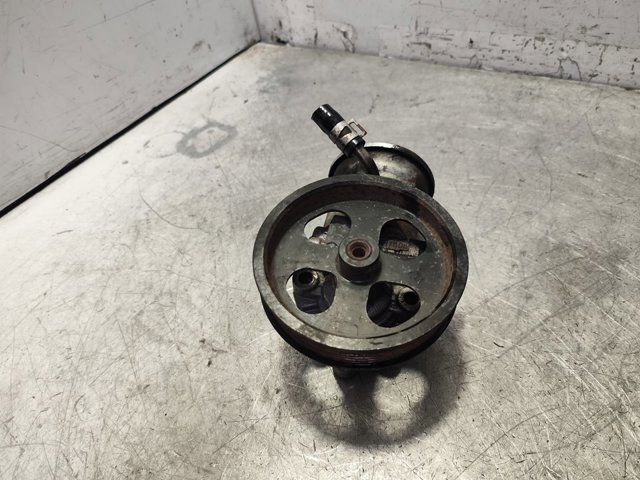 4431005120 Bomba de dirección asistida  disponible Málaga