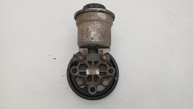 4431005120 Bomba de dirección comprar Girona