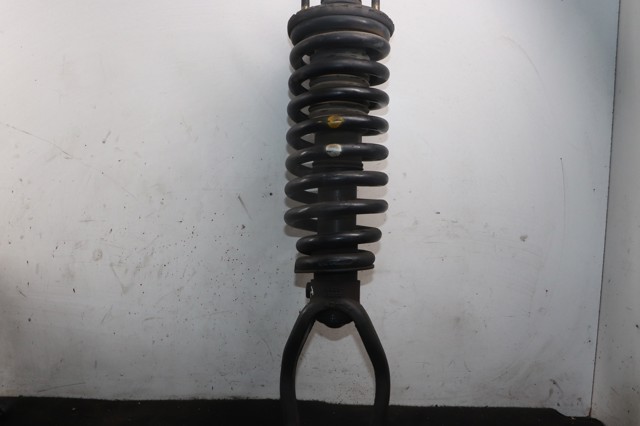 4431008300 Amortiguador delantero  disponible Málaga