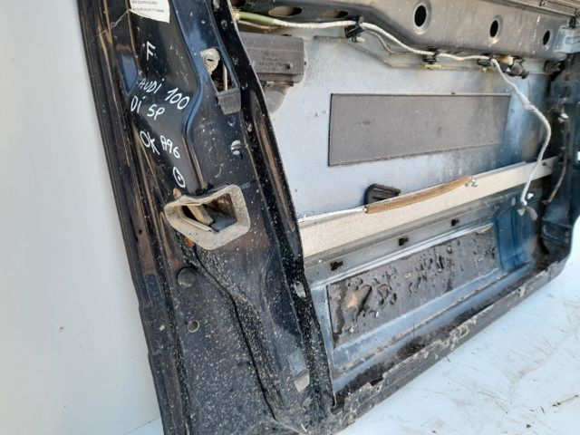 Puerta delantera izquierda para Audi 100 44, 44Q
