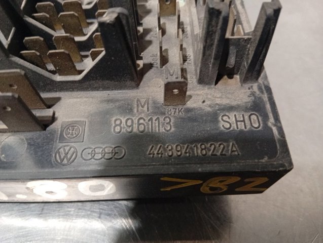 Caja de fusibles para Audi 100 44, 44Q