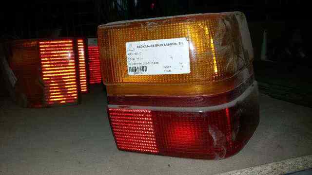 Piloto trasero exterior derecho 443945218 VAG