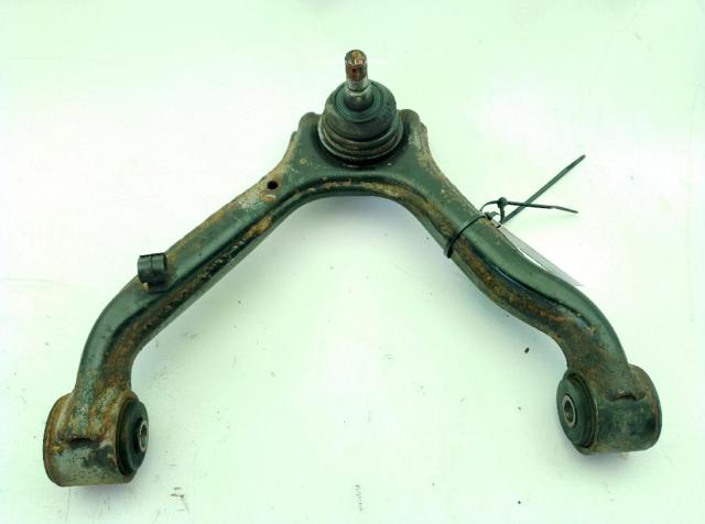 SSANG YONG 4441208000 Buje del brazo de suspensión delantero superior  en stock Salamanca