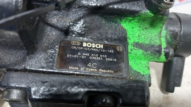 445010010 Bomba de alta presión de combustible  disponible Utrera