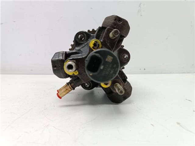 RENAULT 445010018 Bomba inyectora  en stock Salamanca