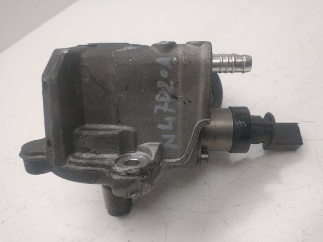 445010506 BMW Bomba de alta presión de combustible  disponible Vigo