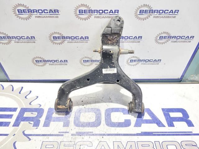 Brazo inferior izquierdo de la suspensión delantera 4450108005 SSANG YONG