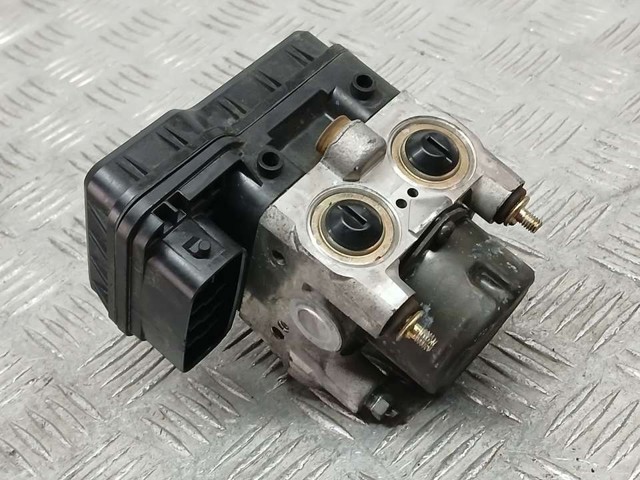 4451042080 TOYOTA Módulo ABS comprar Madrid
