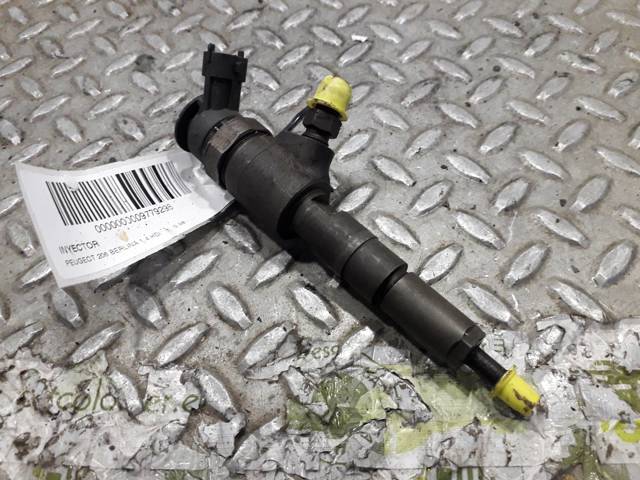 Inyector para peugeot 206 fastback 1.4 hdi eco 70 8hx 0445110135