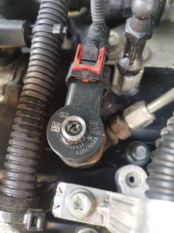 Inyector de combustible 445110618 OPEL