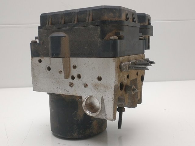 TOYOTA 4454042100 Módulo hidráulico de ABS  disponible Valladolid