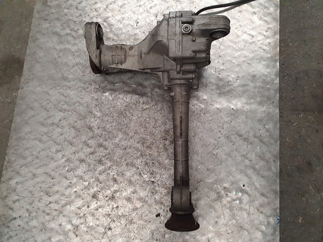 VAG 4460310021 Reductor delantero  en stock Valencia